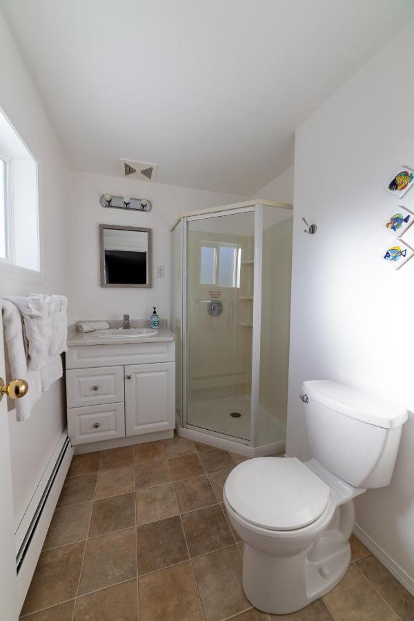 Rose Cottage Bed & Breakfast Вейлмаунт Экстерьер фото