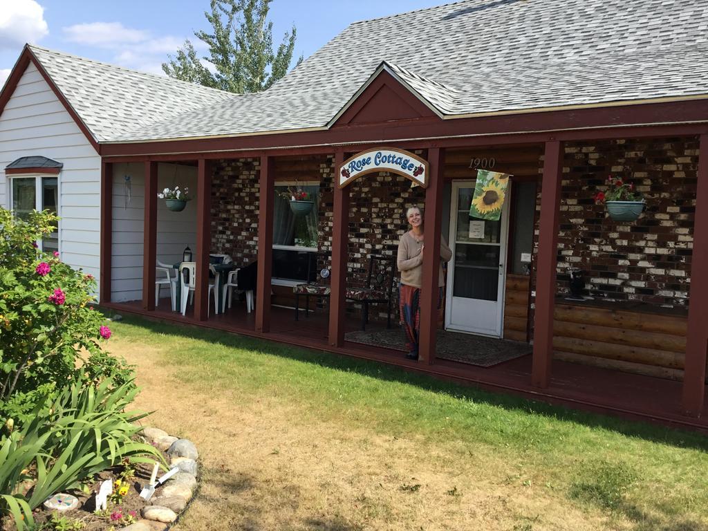 Rose Cottage Bed & Breakfast Вейлмаунт Экстерьер фото
